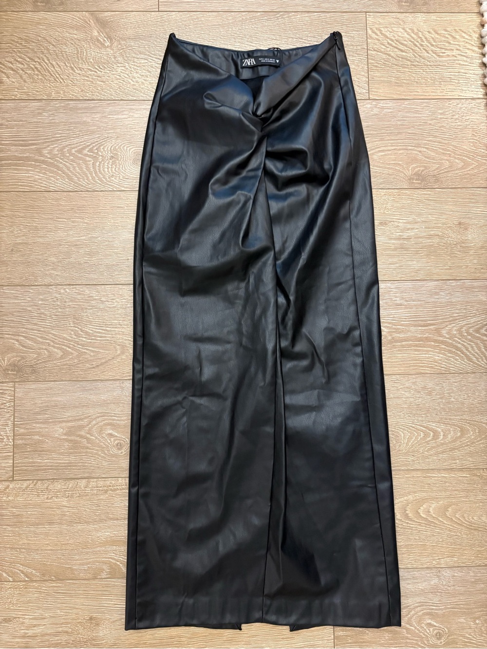 ZARA Black Faux Leather Midi Skirt